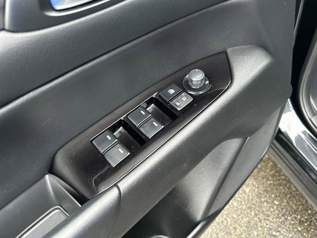 Used 2025 MAZDA CX-5 AWD 2.5 S w/ Preferred Package image 19