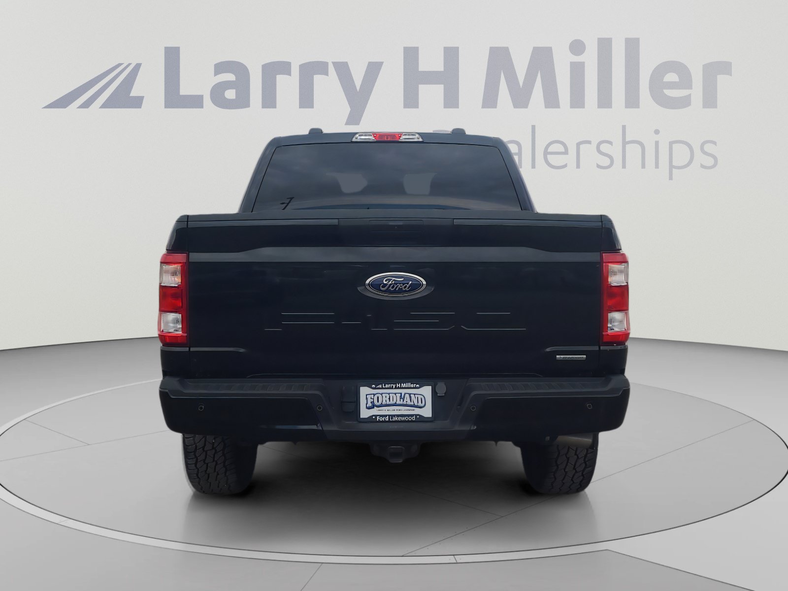 Certified 2023 Ford F150 XL w/ STX Appearance Package AWD/4WD image 4