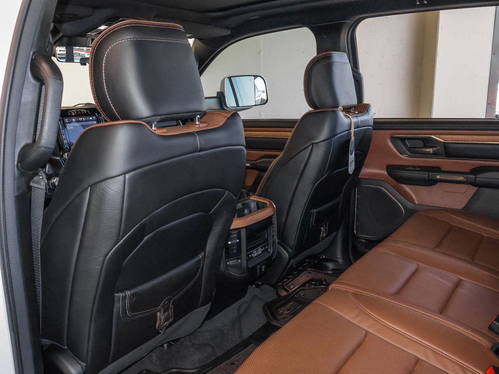 Used 2023 RAM 1500 Limited AWD/4WD image 38