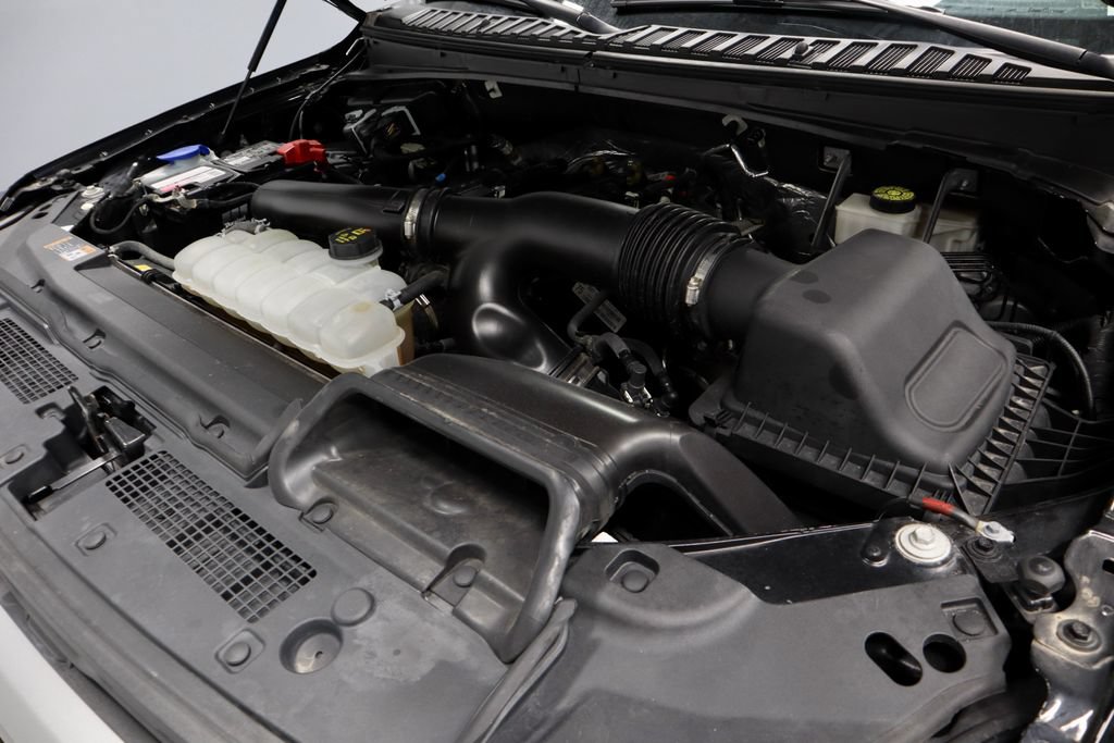 Certified 2024 Ford Expedition XLT AWD/4WD image 19