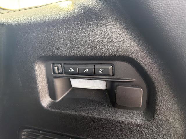 Certified 2022 Ford Explorer Limited w/ Limited Technology Package image 28