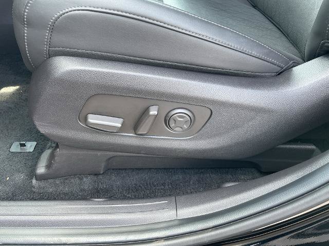 Used 2026 Kia Carnival FWD image 25