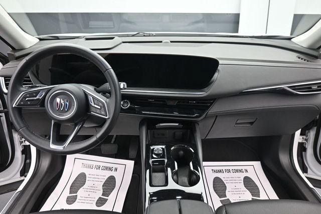 Used 2025 Buick Envision Preferred AWD/4WD image 17