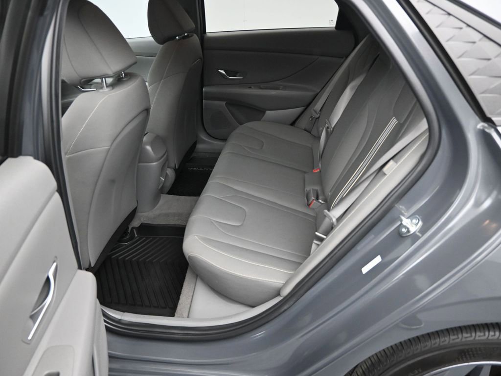 Used 2024 Hyundai Elantra SEL image 26