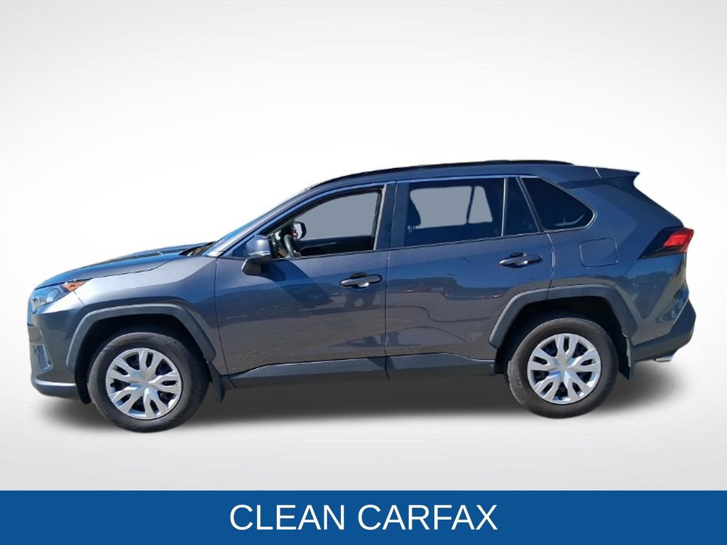 Used 2020 Toyota RAV4 LE w/ Carpet Mat Package AWD/4WD image 4