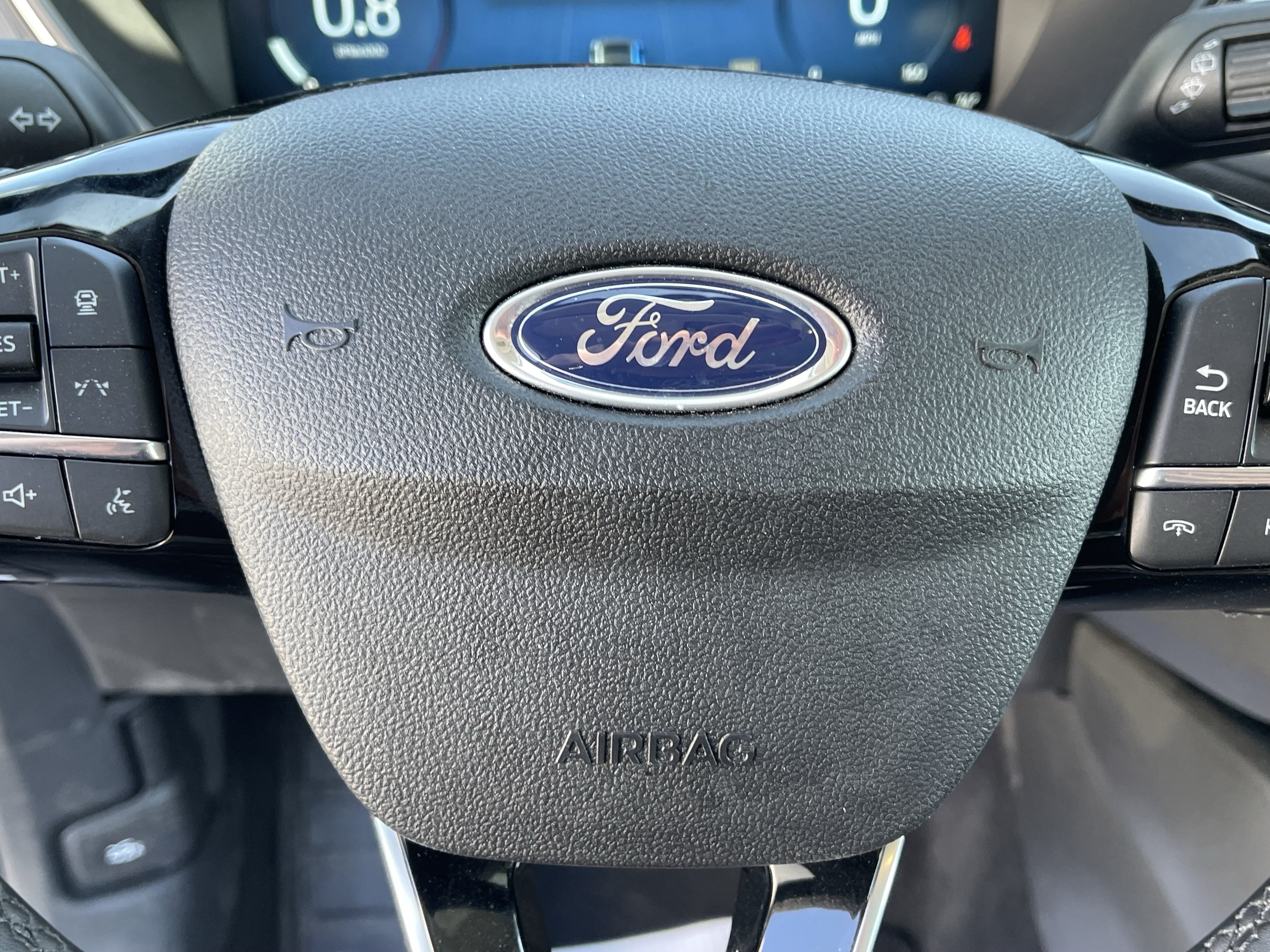 Certified 2025 Ford Escape Platinum AWD/4WD image 15
