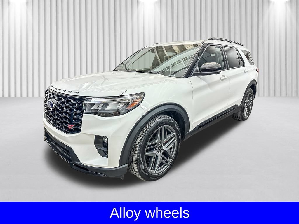 Certified 2025 Ford Explorer ST AWD/4WD image 12