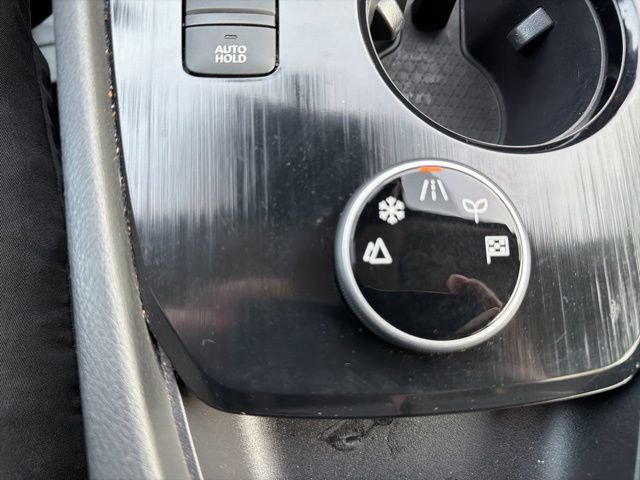 Used 2021 Nissan Rogue S image 22