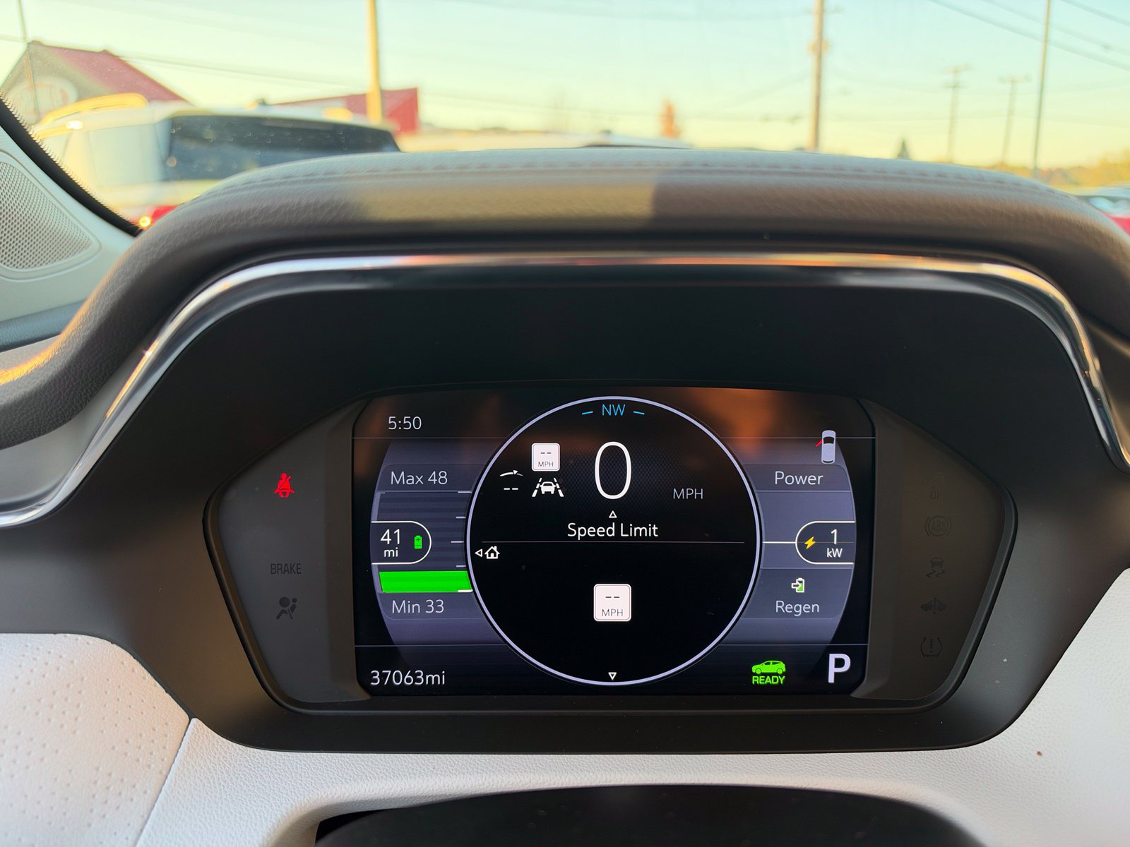 Used 2023 Chevrolet Bolt EUV Premier w/ Sun & Sound Package FWD image 20