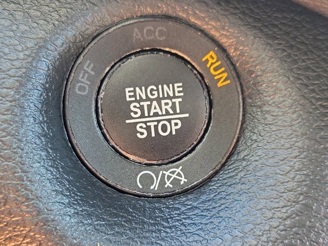 Used 2020 Jeep Cherokee Limited w/ Trailer Tow Group image 29