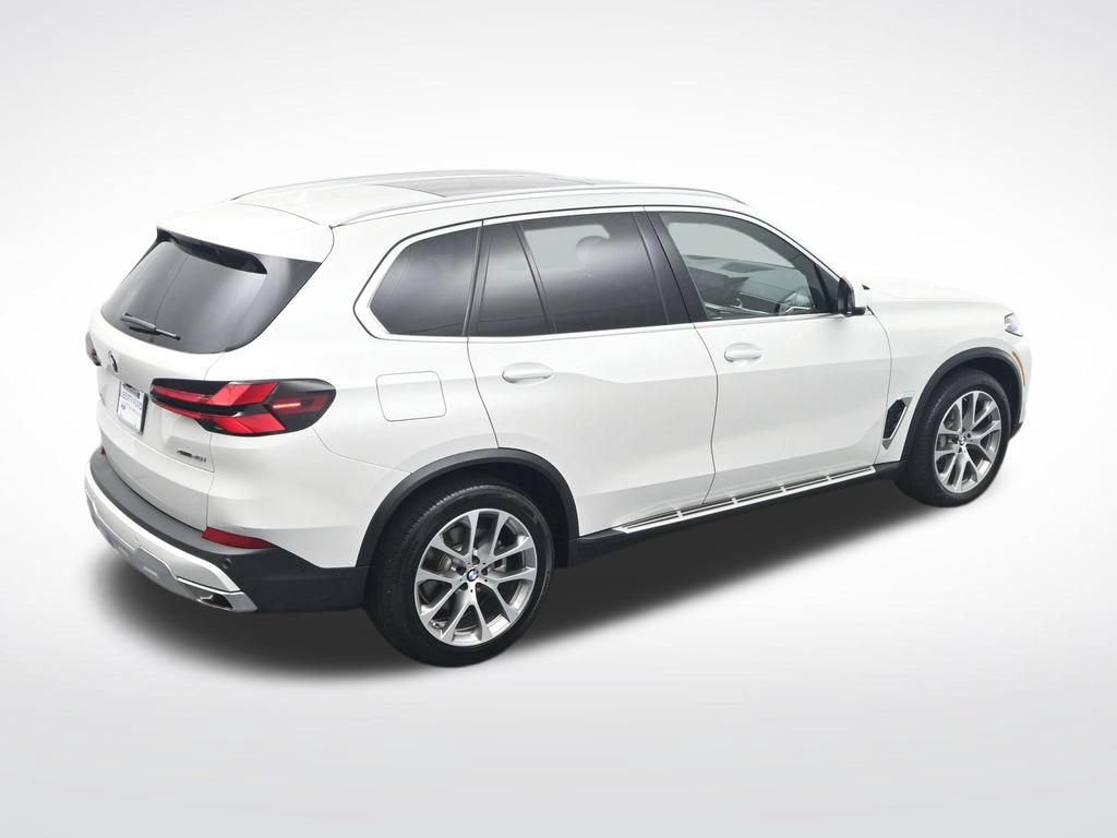 Used 2025 BMW X5 xDrive40i AWD/4WD image 28