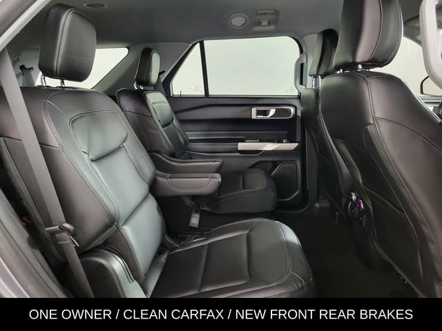 Certified 2021 Ford Explorer XLT w/ Equipment Group 202A image 17