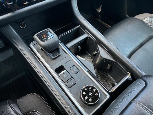 Used 2022 Nissan Pathfinder SL w/ SL Black Package image 24