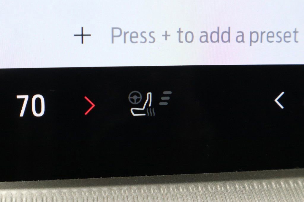 Certified 2025 Ford Explorer ST-Line w/ Premium Package image 11