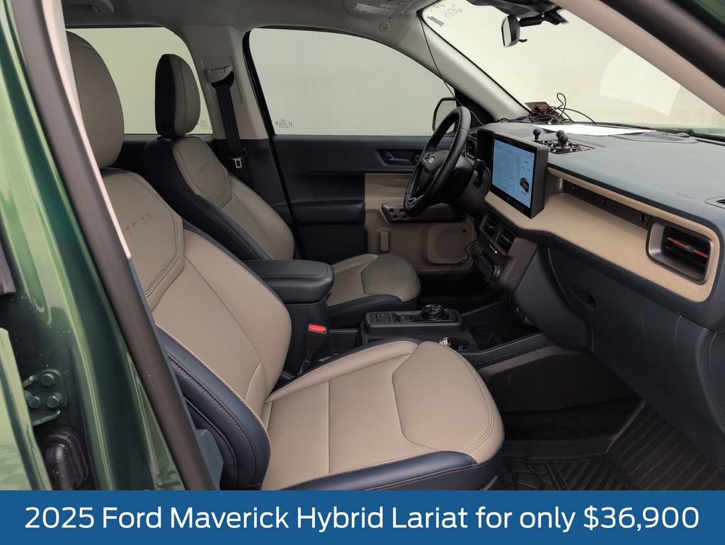 Certified 2025 Ford Maverick Lariat w/ 4K Tow Package AWD/4WD image 14