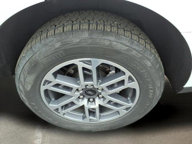 Certified 2025 Ford Expedition Active AWD/4WD image 22
