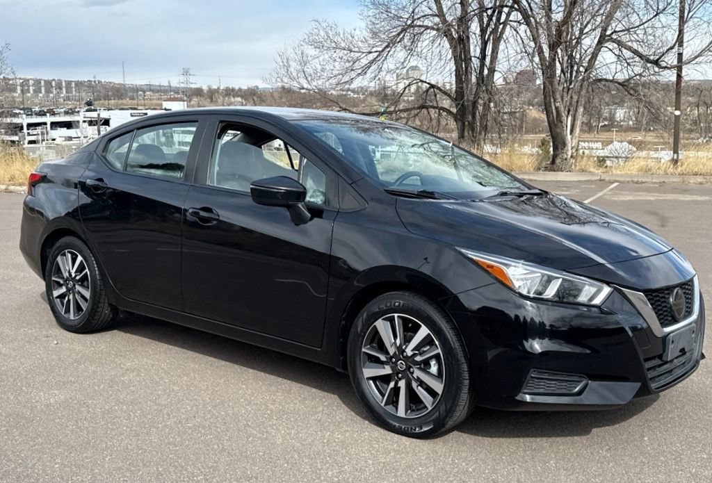 Used 2021 Nissan Versa SV image 10