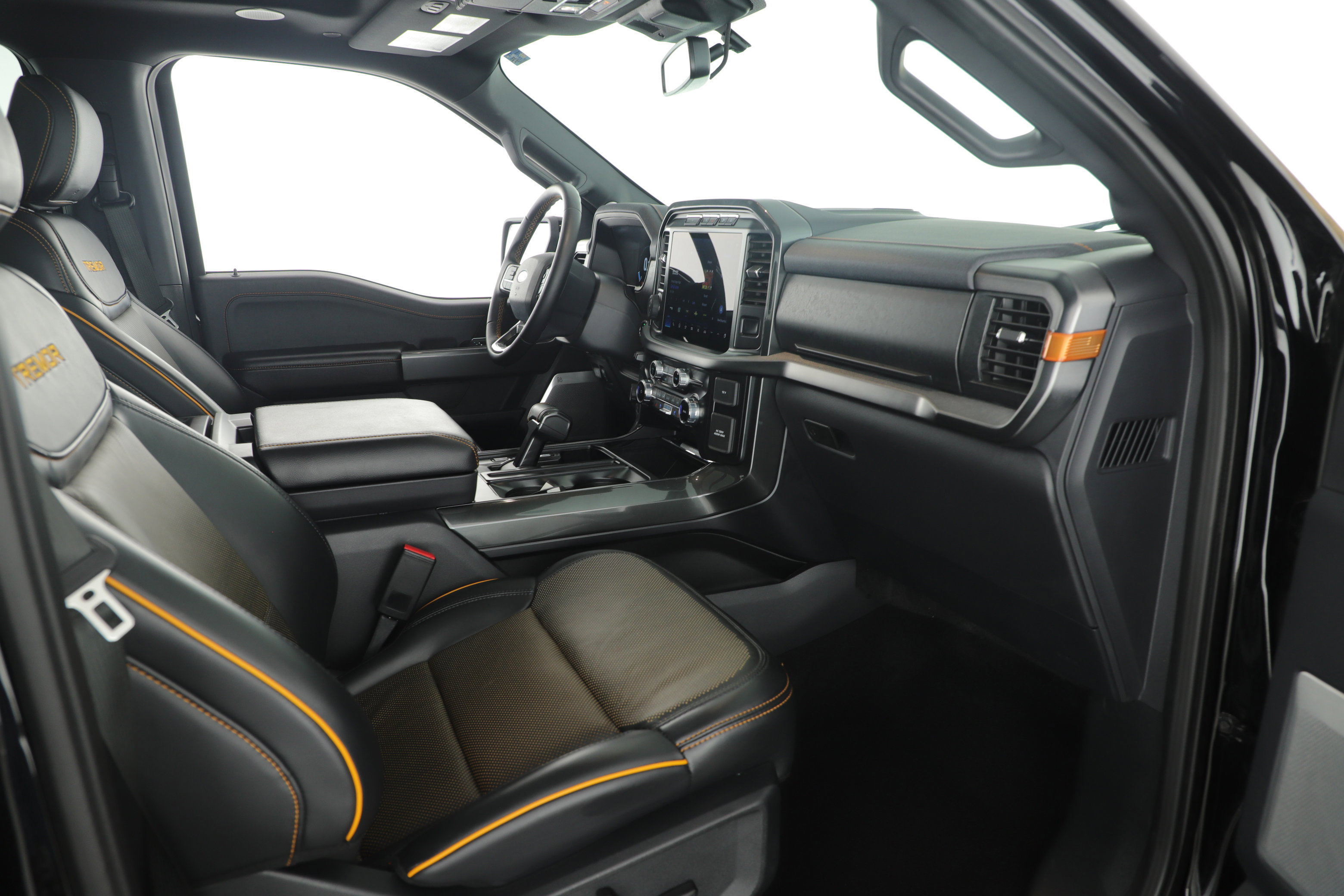 Certified 2023 Ford F150 Tremor w/ Equipment Group 402A High image 17