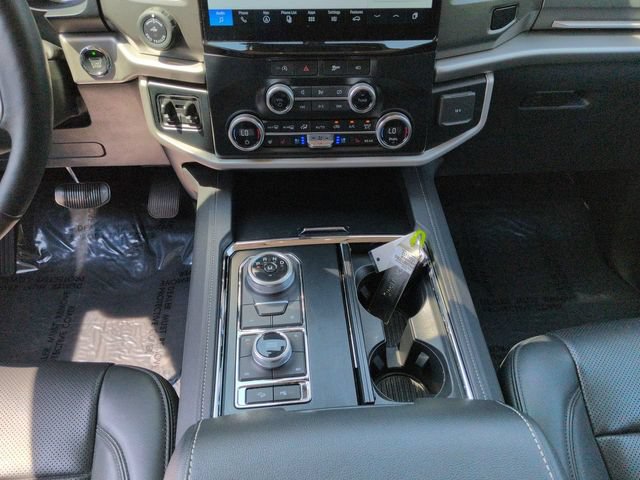 Certified 2024 Ford Expedition XLT AWD/4WD image 24