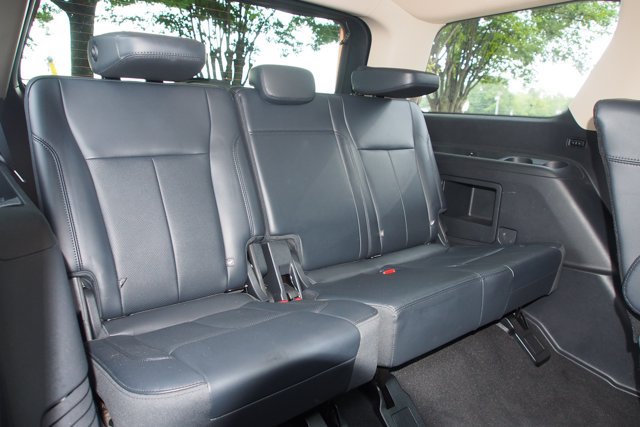 Certified 2024 Ford Expedition XLT RWD image 14