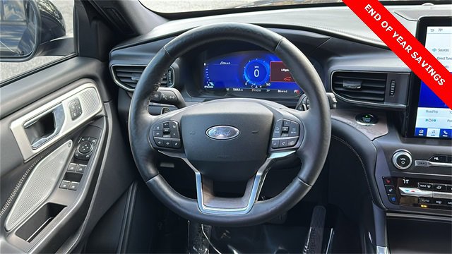 Certified 2020 Ford Explorer Platinum w/ Premium Technology Package image 23