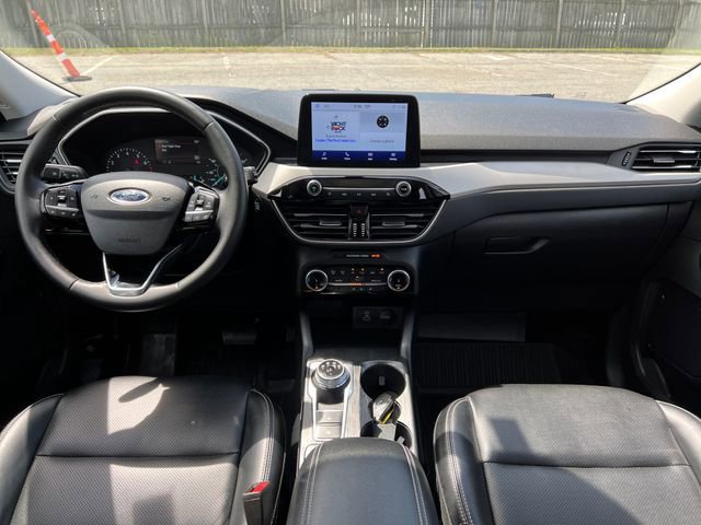 Certified 2022 Ford Escape SEL AWD/4WD image 33