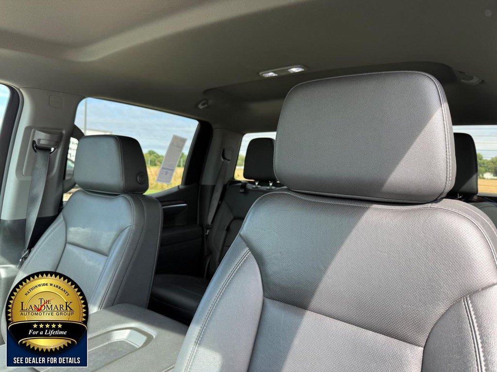Used 2025 GMC Sierra 1500 SLT AWD/4WD image 9