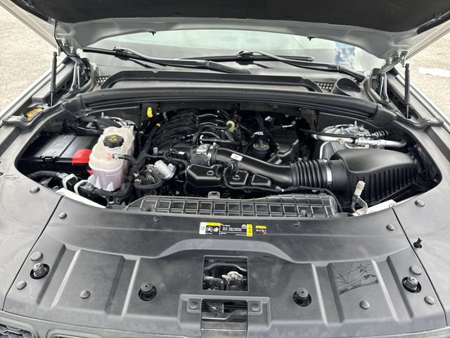 Used 2023 Jeep Grand Cherokee L Laredo RWD image 25
