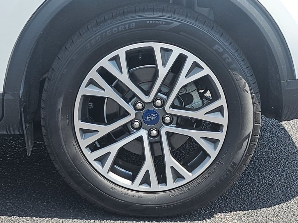 Certified 2020 Ford Escape SEL AWD/4WD image 15