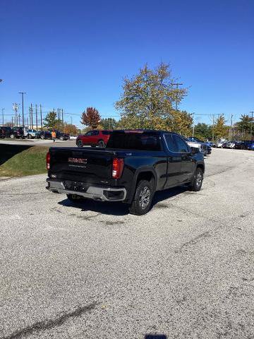 Used 2023 GMC Sierra 1500 SLE w/ X31 Off-Road Package AWD/4WD image 5