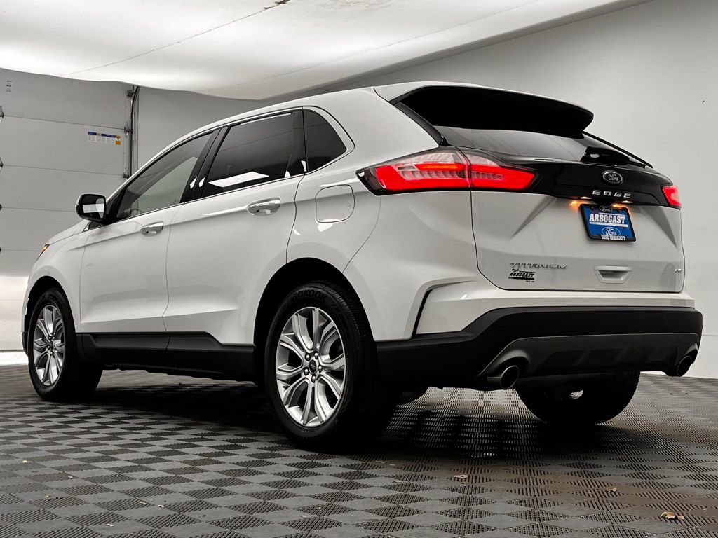 Certified 2022 Ford Edge Titanium image 5