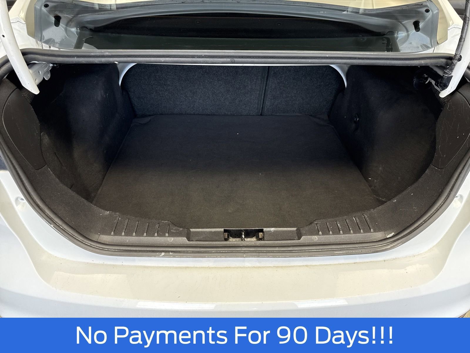 Certified 2018 Ford Focus SE FWD image 37