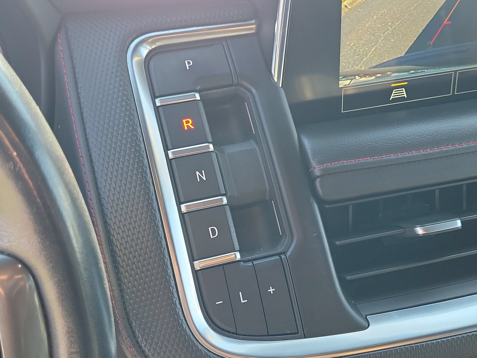 Used 2021 Chevrolet Tahoe RST RWD image 26