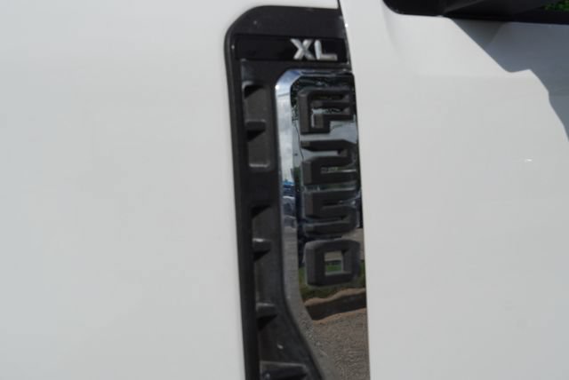 Certified 2025 Ford F250 XL AWD/4WD image 6