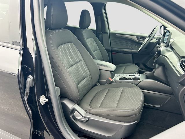Certified 2025 Ford Escape Active image 28