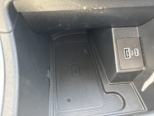 Certified 2022 Ford Edge SEL w/ Convenience Package image 16