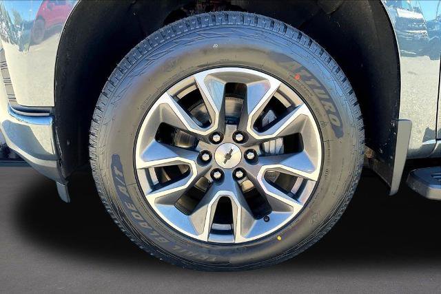 Used 2020 Chevrolet Silverado 1500 RST AWD/4WD image 34