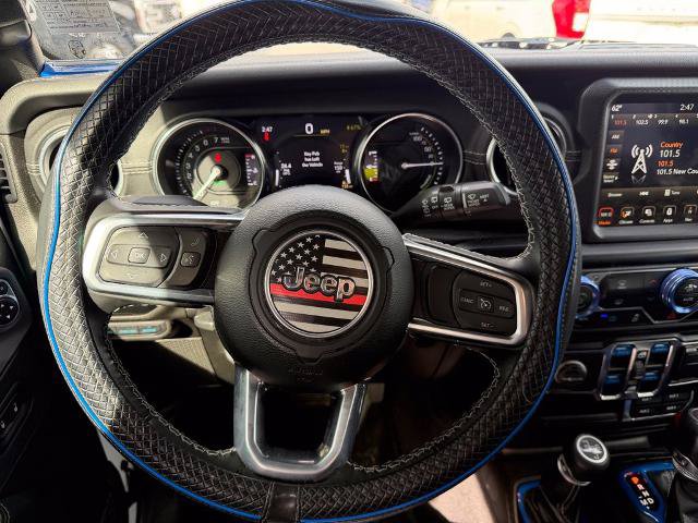 Used 2021 Jeep Wrangler Unlimited Sahara w/ Dual Top Group AWD/4WD image 15