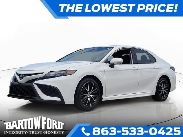 Used 2024 Toyota Camry SE