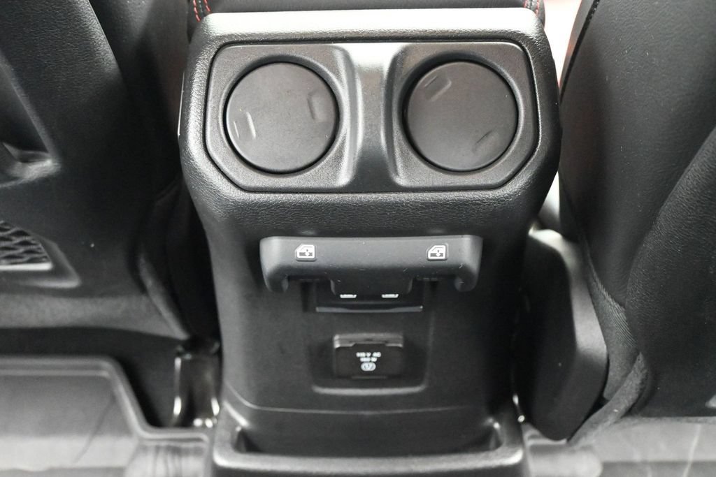 Used 2023 Jeep Wrangler Unlimited Rubicon 4xe AWD/4WD image 21