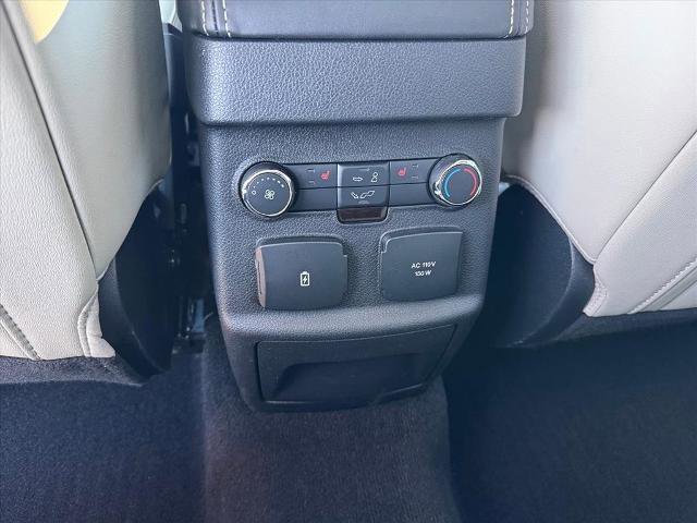 Certified 2018 Ford Explorer Platinum image 11