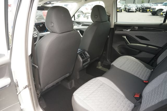 Used 2025 Volkswagen Tiguan S FWD image 11