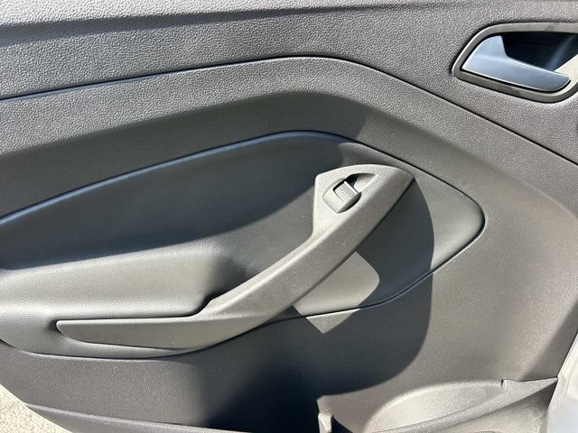 Certified 2019 Ford Escape Titanium AWD/4WD image 17