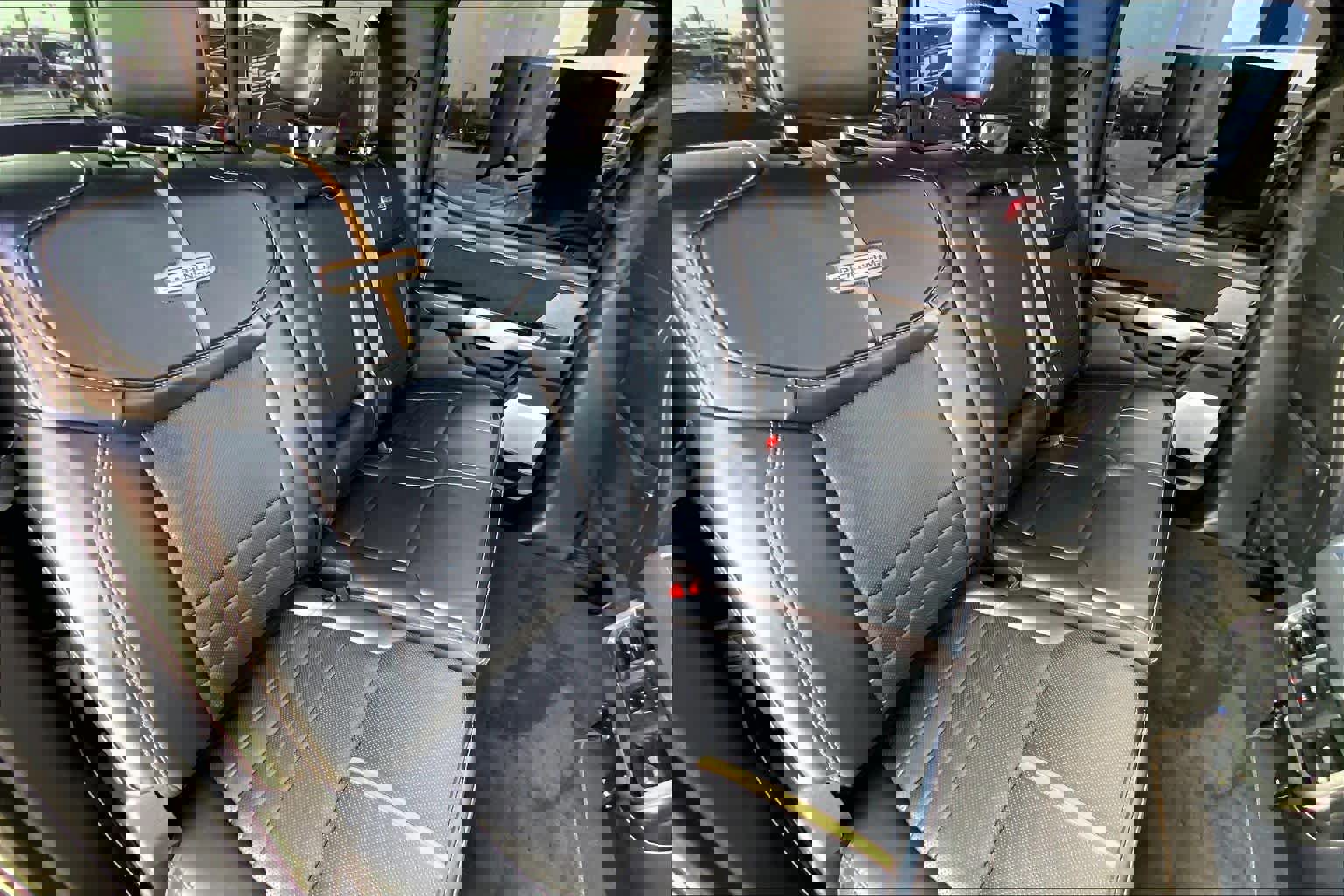 Certified 2024 Ford F350 Platinum w/ FX4 Off-Road Package image 17