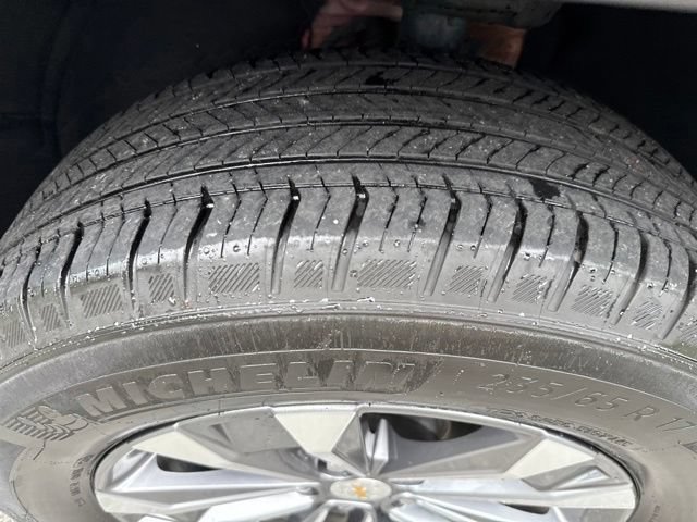 Used 2025 Chevrolet Equinox LT AWD/4WD image 14