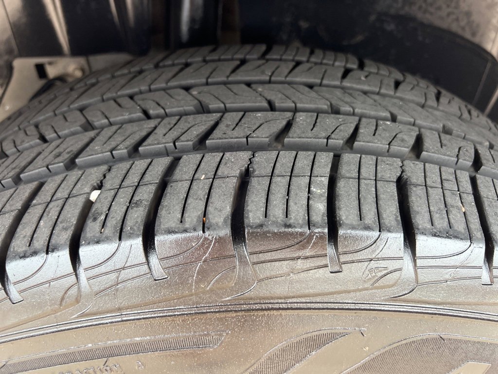 Certified 2019 Ford Explorer XLT image 16