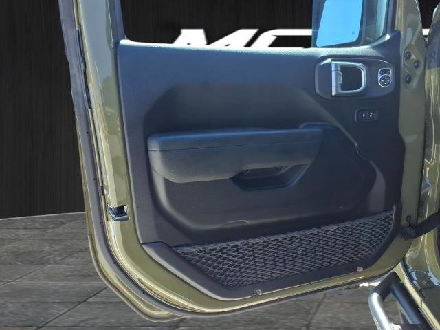 Used 2025 Jeep Wrangler Sport image 20