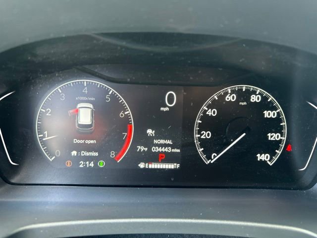 Used 2025 Honda Pilot TrailSport image 3