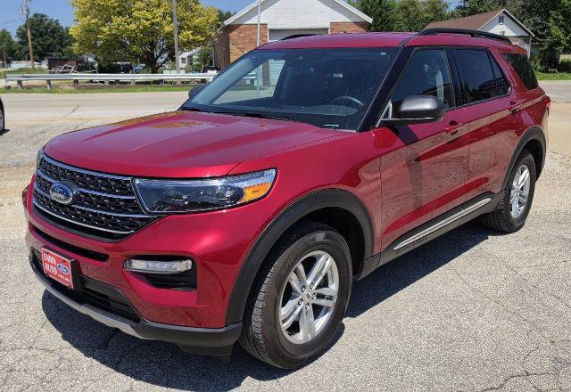 Certified 2024 Ford Explorer XLT w/ Equipment Group 202A