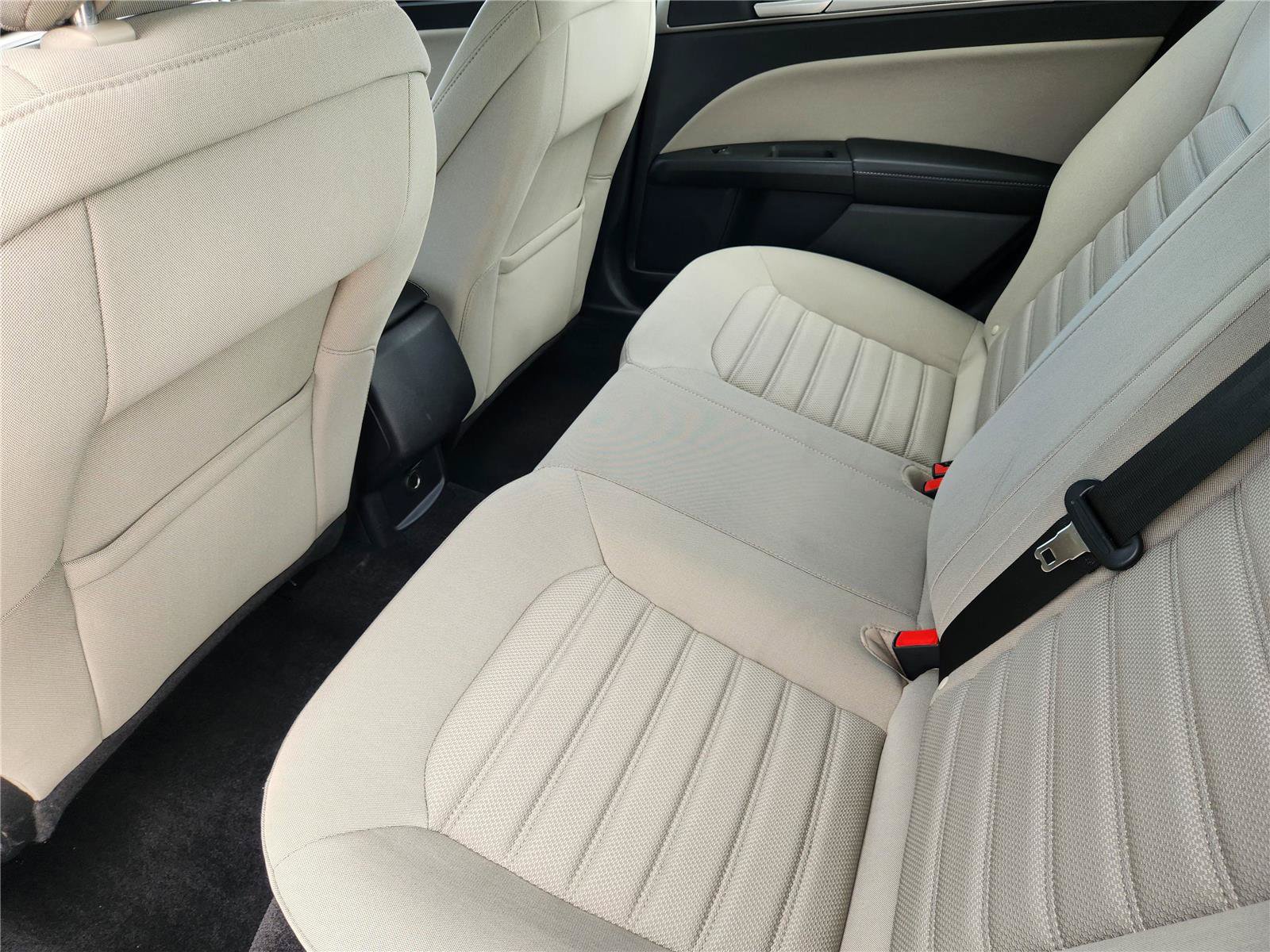 Certified 2018 Ford Fusion S FWD image 30